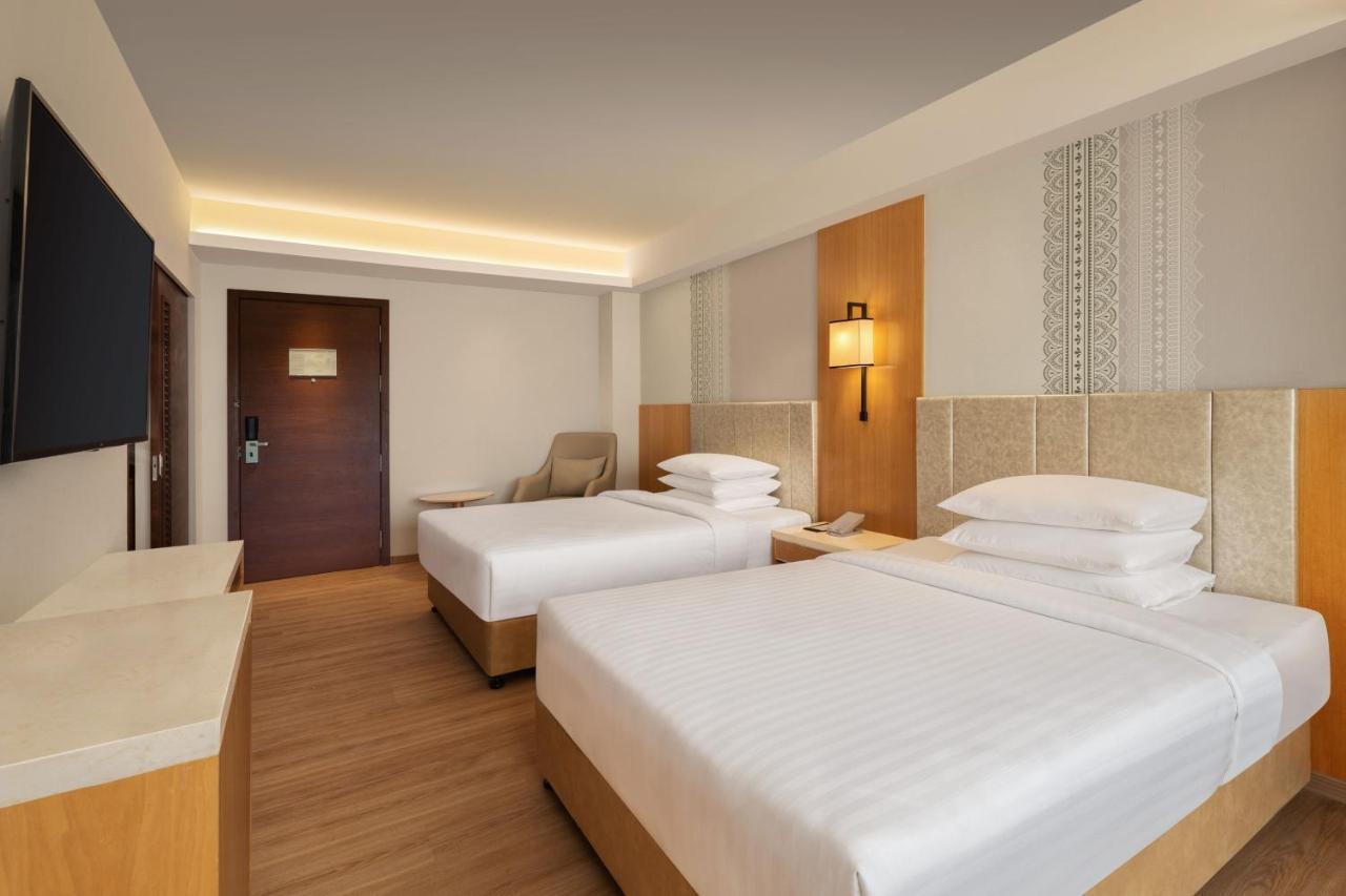 Courtyard By Marriott Tiruchirappalli Екстериор снимка
