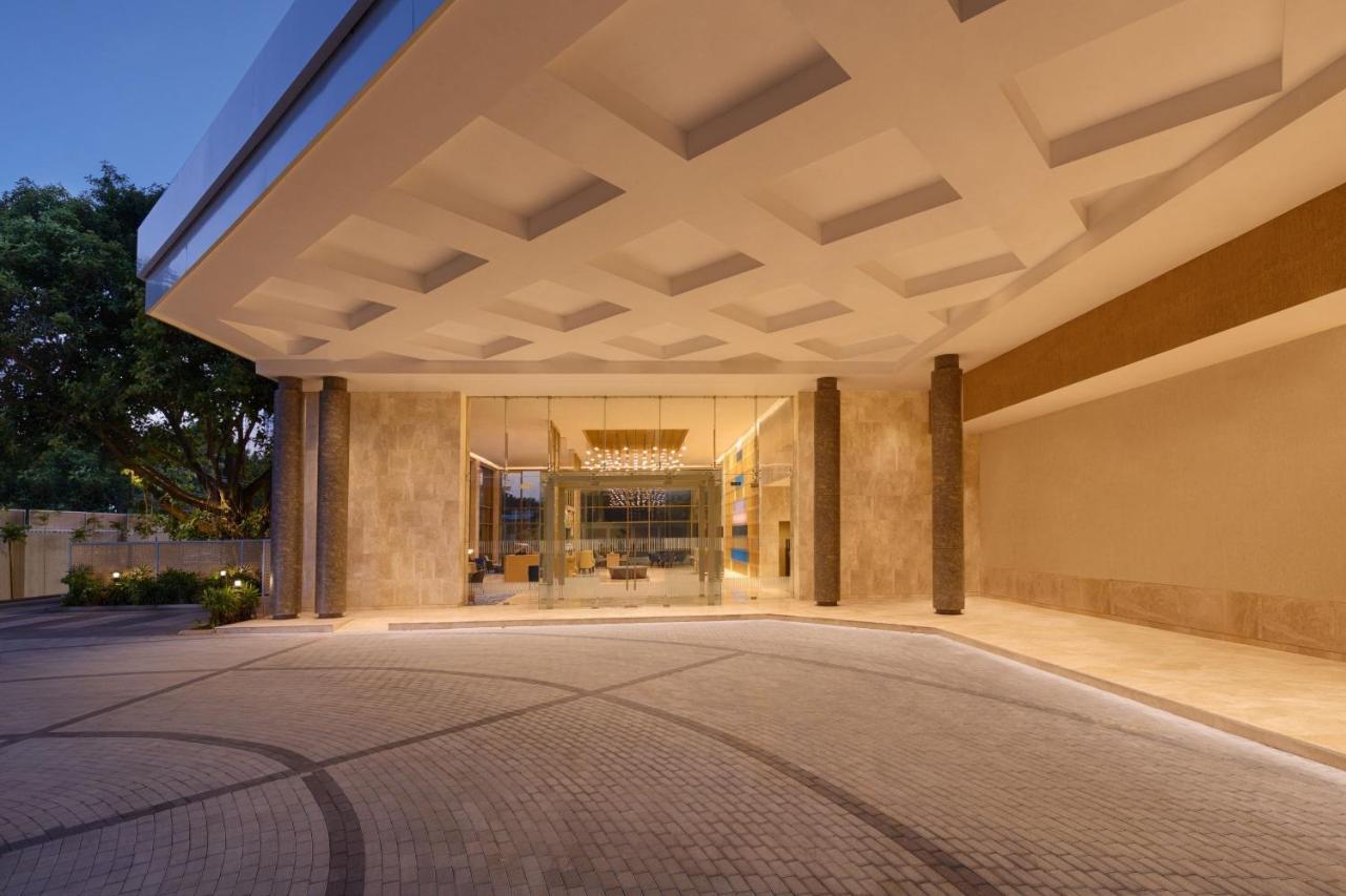 Courtyard By Marriott Tiruchirappalli Екстериор снимка