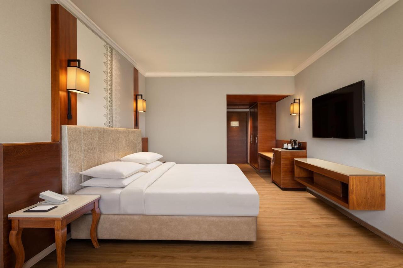 Courtyard By Marriott Tiruchirappalli Екстериор снимка