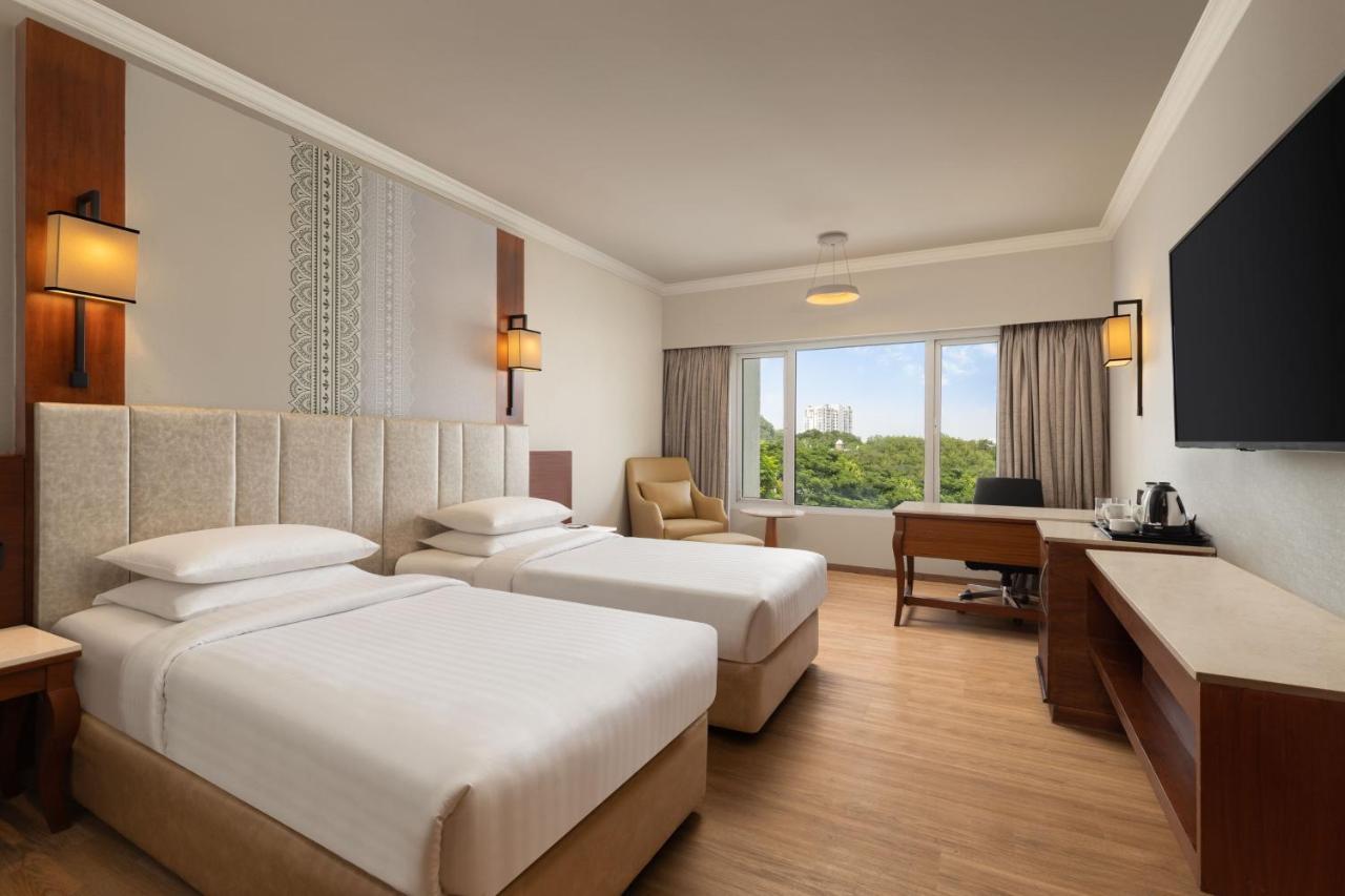 Courtyard By Marriott Tiruchirappalli Екстериор снимка