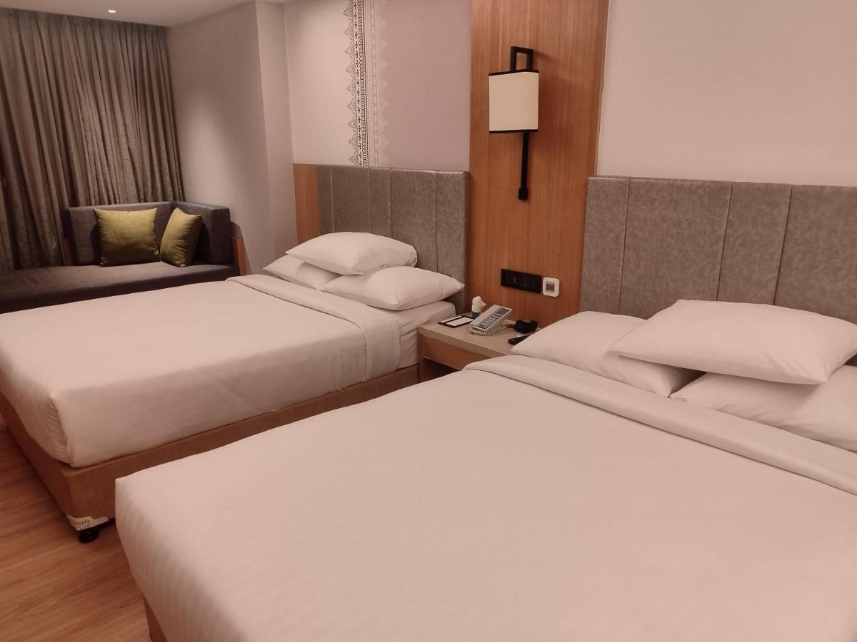Courtyard By Marriott Tiruchirappalli Екстериор снимка