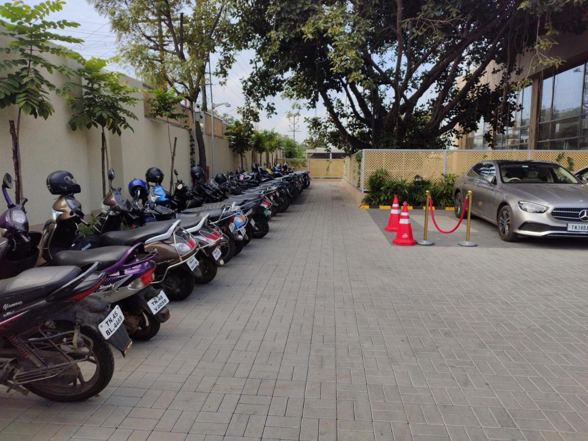 Courtyard By Marriott Tiruchirappalli Екстериор снимка