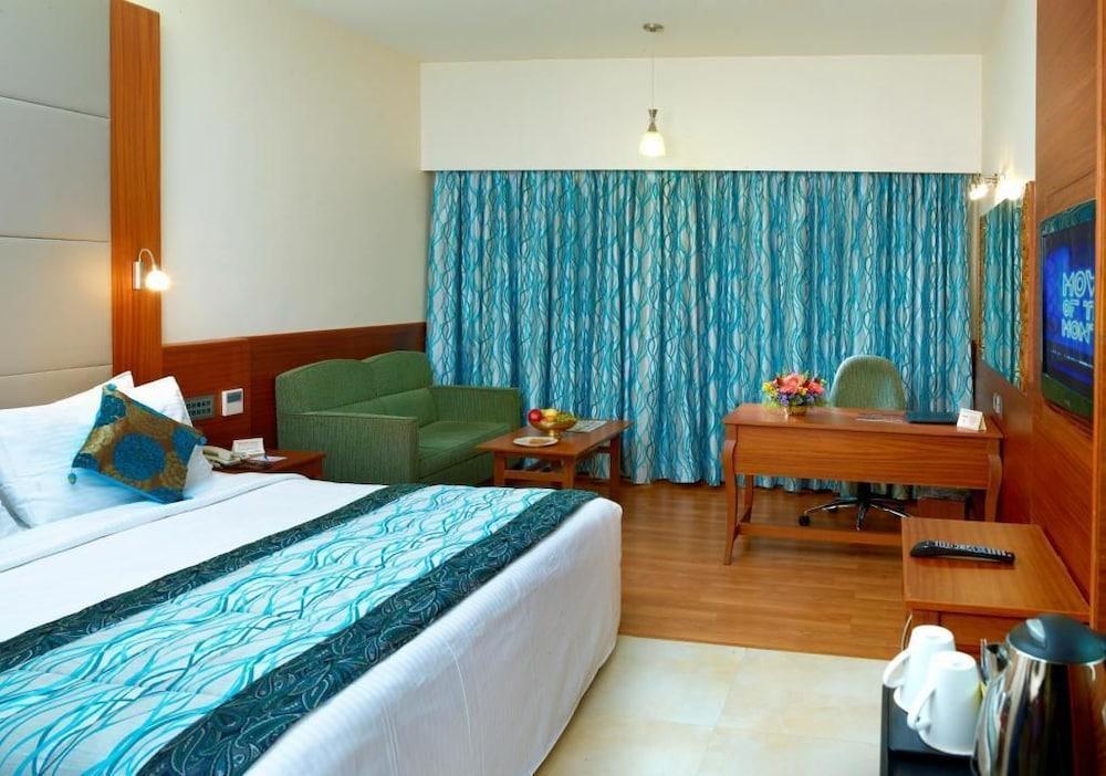 Courtyard By Marriott Tiruchirappalli Екстериор снимка