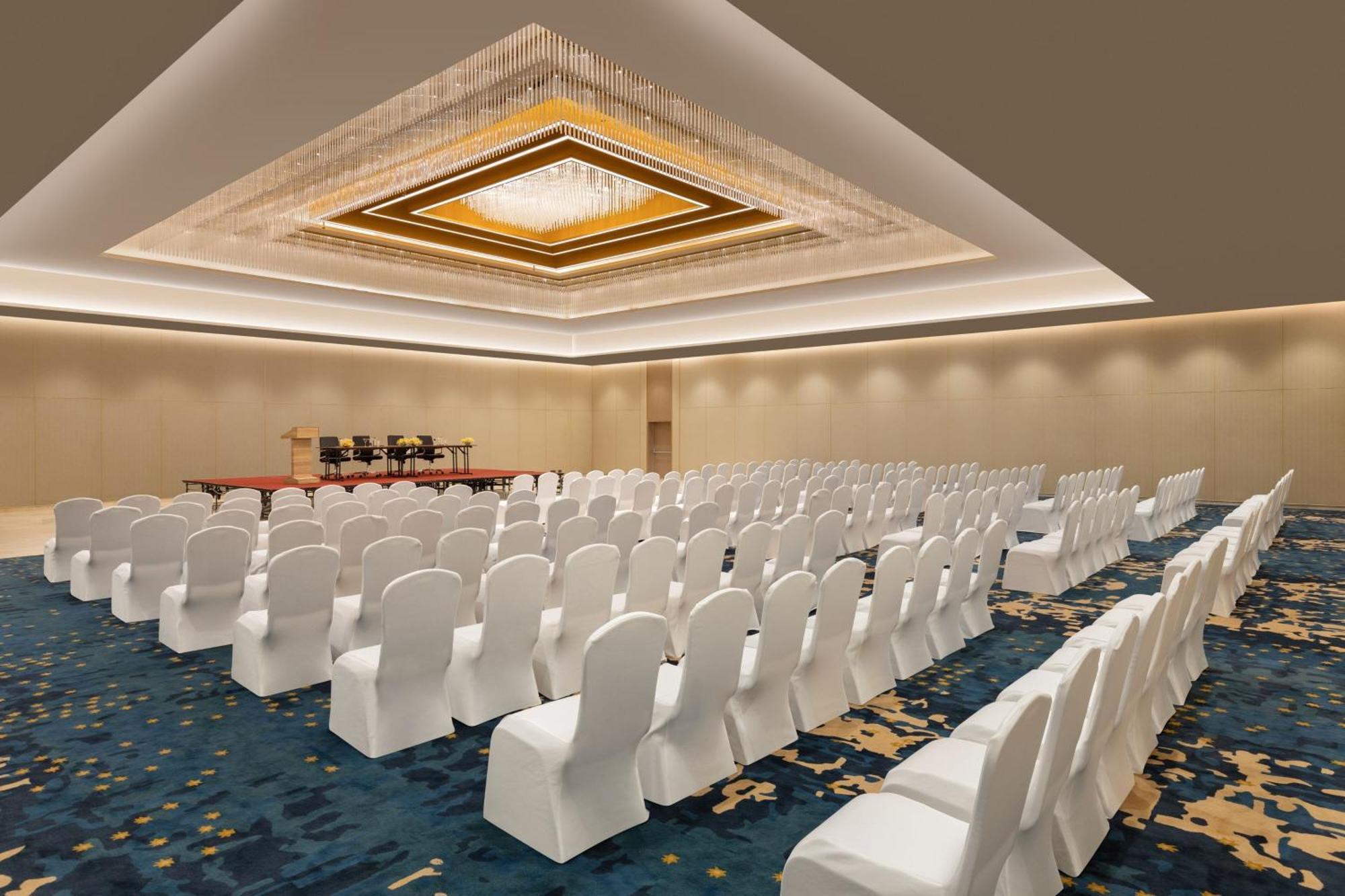 Courtyard By Marriott Tiruchirappalli Екстериор снимка