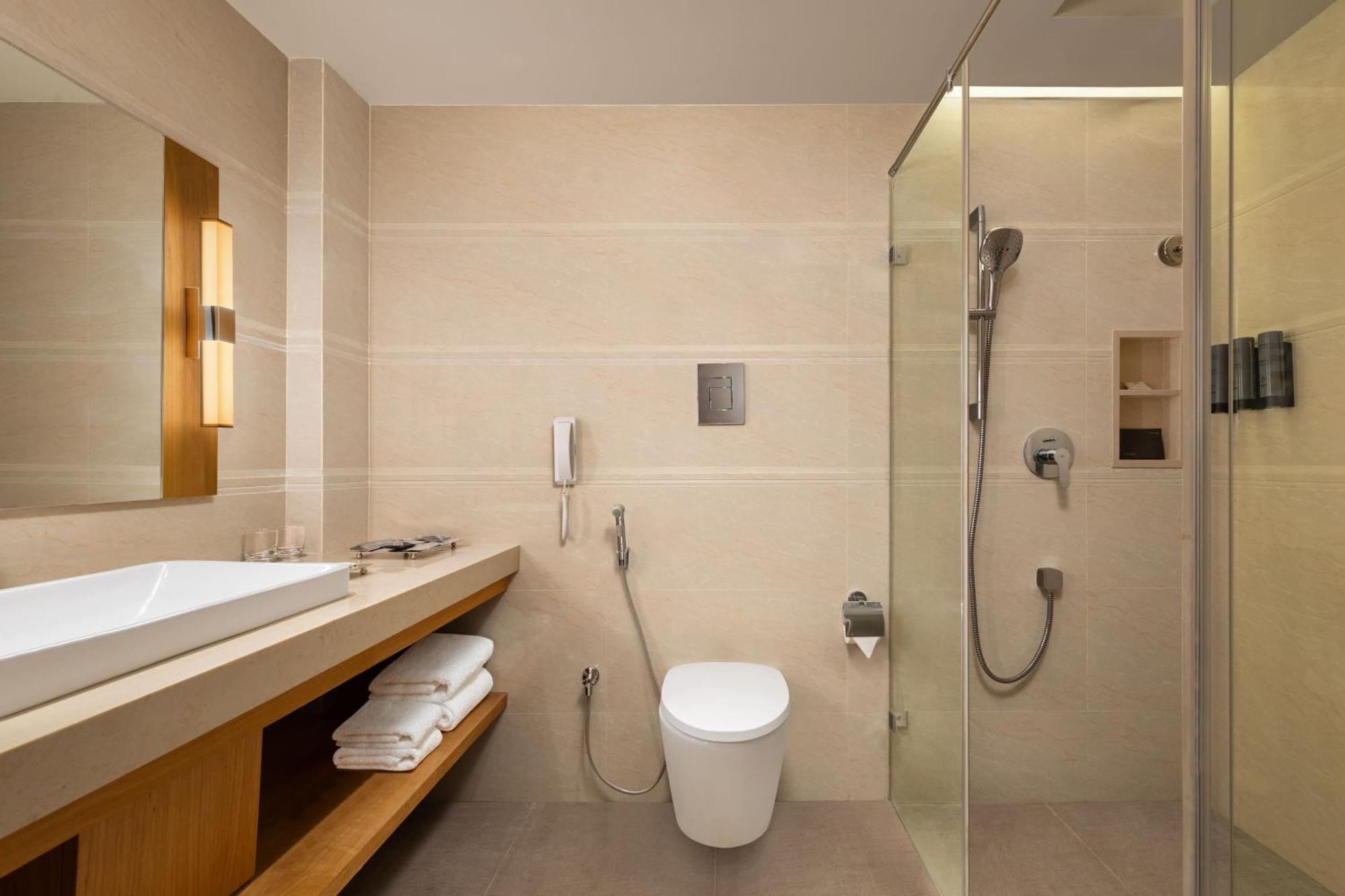 Courtyard By Marriott Tiruchirappalli Екстериор снимка