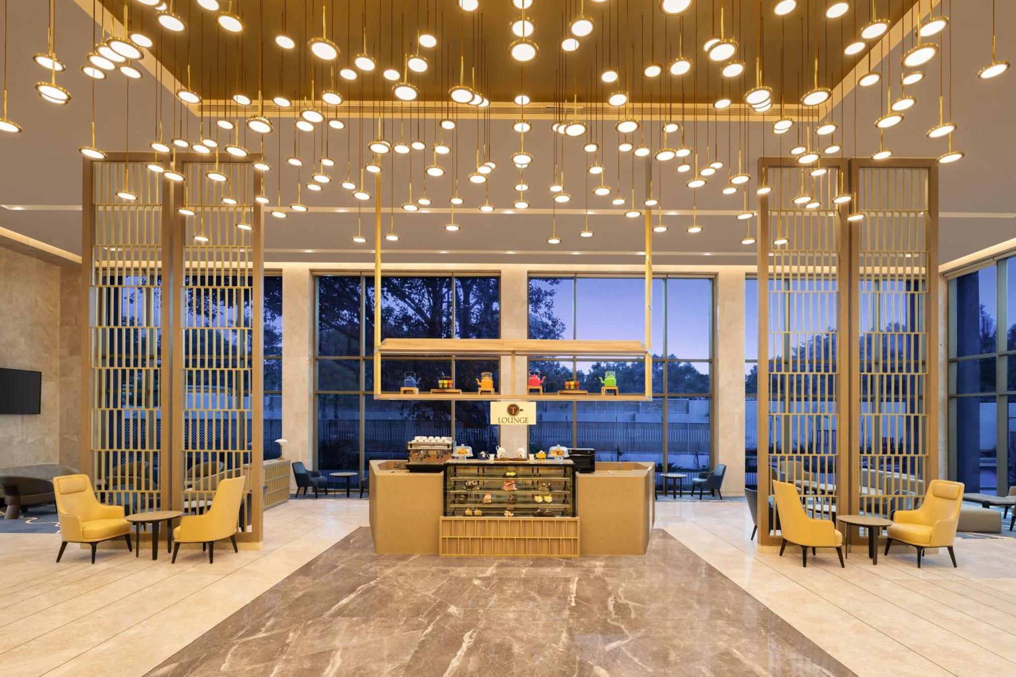 Courtyard By Marriott Tiruchirappalli Екстериор снимка