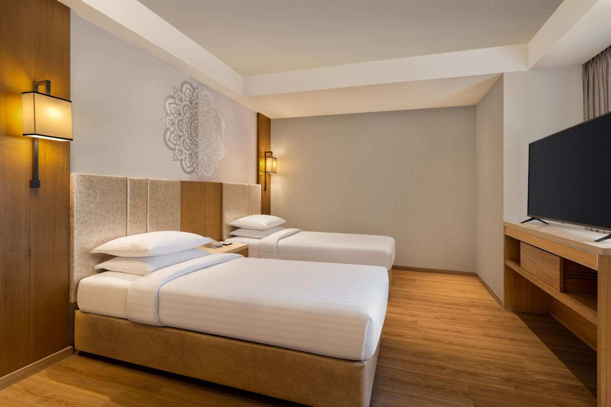 Courtyard By Marriott Tiruchirappalli Екстериор снимка