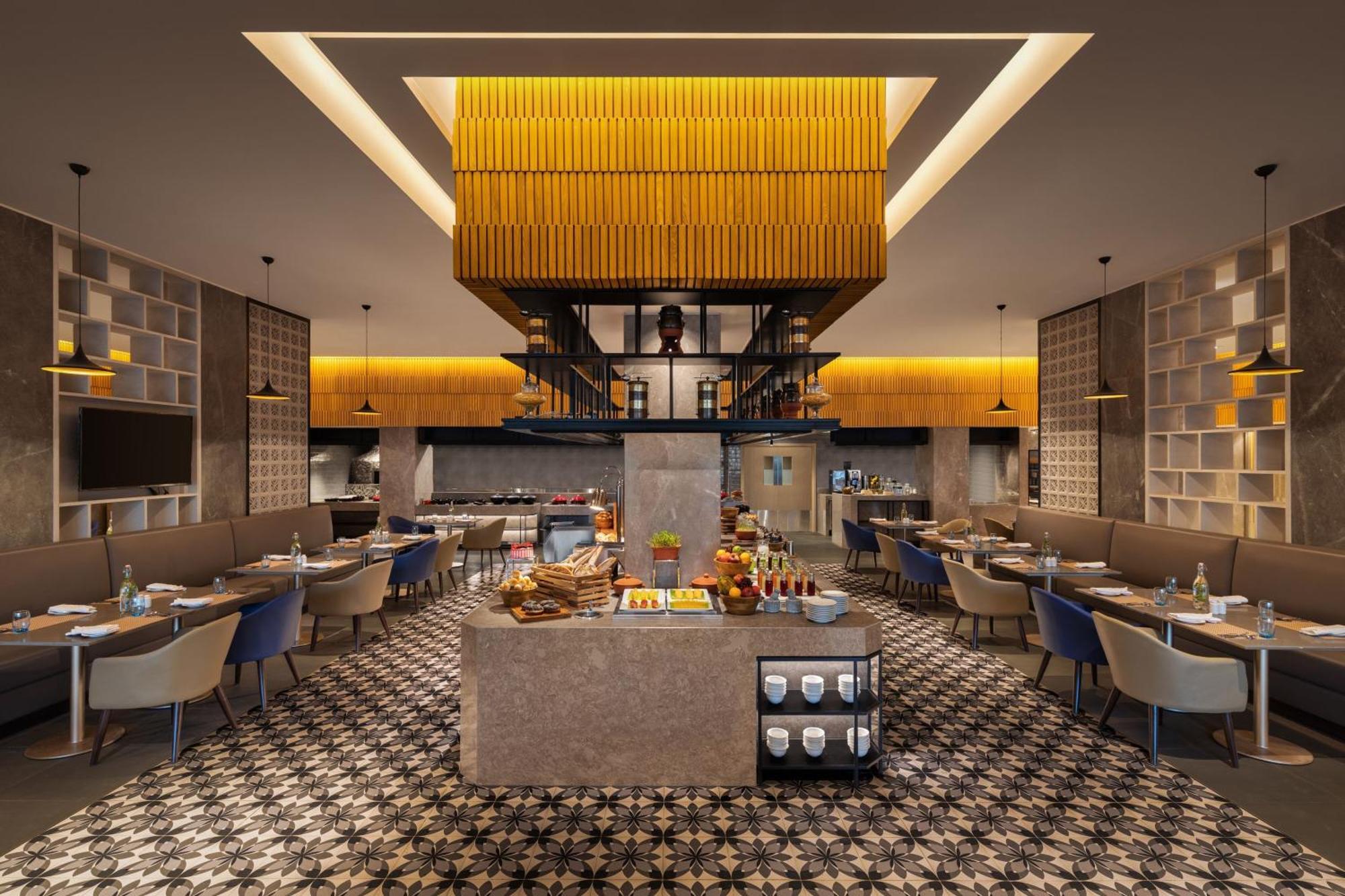Courtyard By Marriott Tiruchirappalli Екстериор снимка